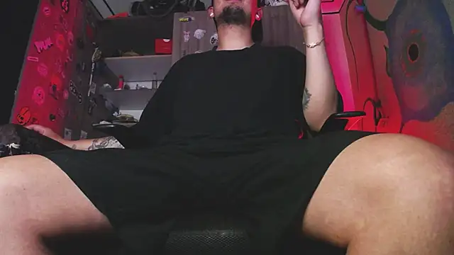 zacwatson  online show from 10-14-25, 01:06