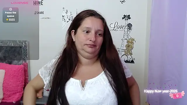 Snapshot of CristialJones_ chatting on 01-24-25, 01:47 CristialJones online show from 01-24-25, 01:47