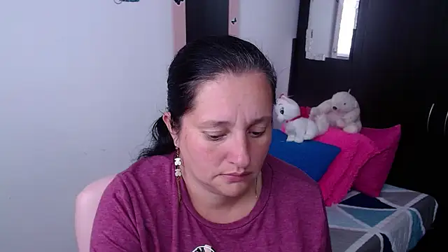 Snapshot of CristialJones_ chatting on 11-08-25, 02:50 CristialJones online show from 11-08-25, 02:50