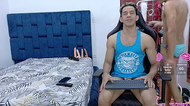 JoseRumbero26 online show from 11-23-25, 11:21