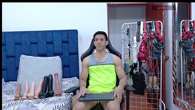 JoseRumbero26 online show from 05-01-26, 02:16