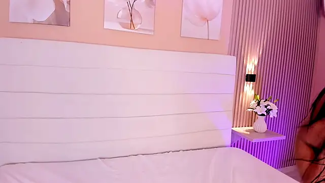 Lilly 2809  online show from 03-28-26, 03:50