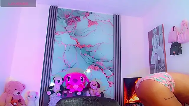  ChanellR  online show from 09-27-25, 08:14