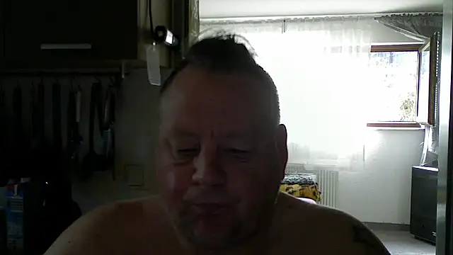 Snapshot of pimmelmann3 chatting on 03-23-26, 09:46 pimmelmann3 online show from 03-23-26, 09:46