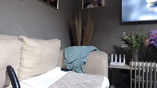 Snapshot of ThickyMinajxx chatting on 09-10-25, 08:53 ThickyMinajxx online show from 09-10-25, 08:53