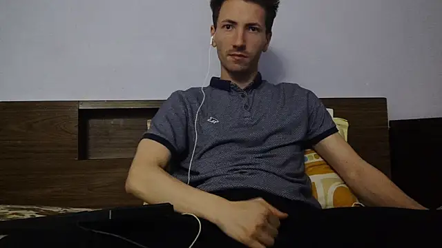  Hocthus  online show from 01-05-25, 09:57