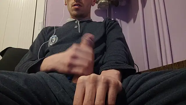  Hocthus  online show from 01-14-25, 07:32