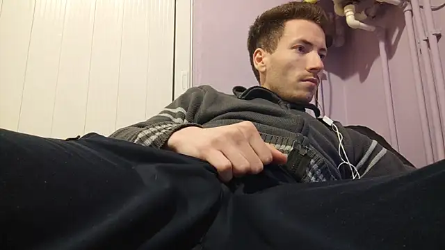  Hocthus  online show from 02-05-25, 05:09