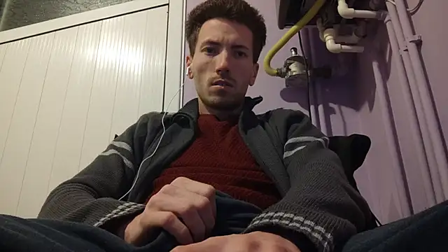  Hocthus  online show from 02-19-25, 06:00