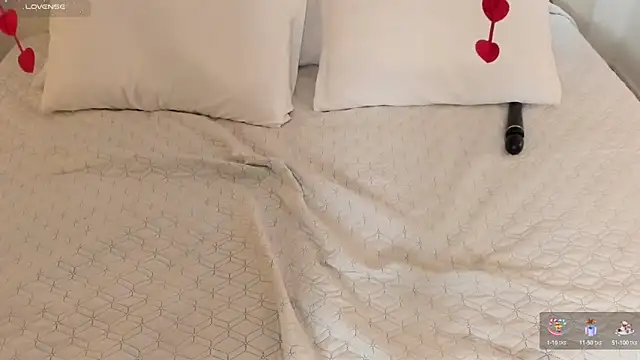 EmmaSanzz  online show from 02-17-25, 12:27