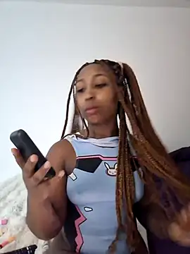 EmmaSanzz  online show from 11-26-25, 09:10