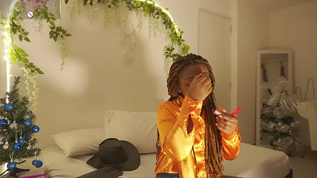 EmmaSanzz  online show from 11-29-25, 11:35