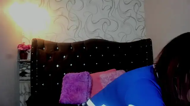 moniquehicks online show from 10-15-25, 03:23