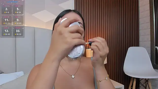 Julietasantos   online show from 12-17-25, 06:36