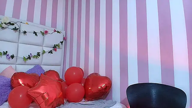 Carolina hernandez22 online show from 02-14-25, 12:25