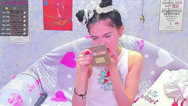 Vanessa Florence online show from 12-09-24, 01:07