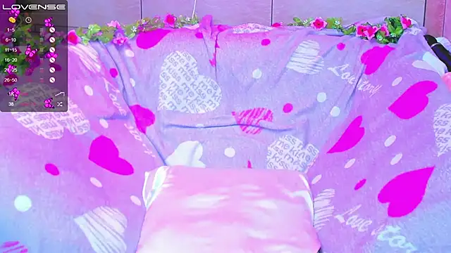 Vanessa Florence online show from 03-17-25, 04:08