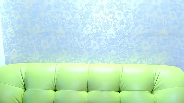 Vanessa Florence online show from 07-29-26, 01:15