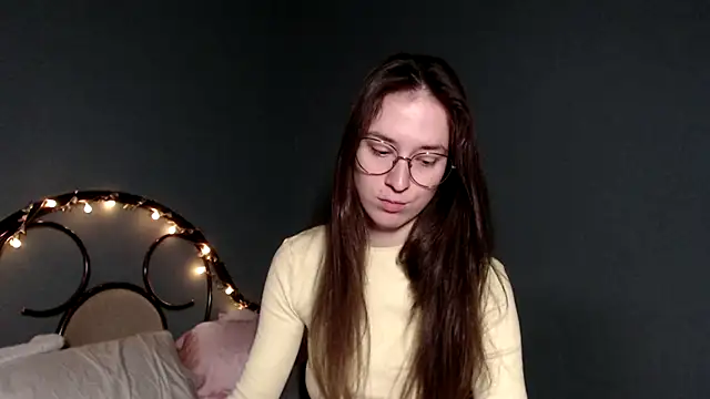 wow  kelly online show from 11-07-25, 03:23