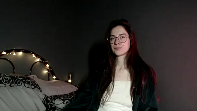 wow  kelly online show from 11-21-25, 03:22