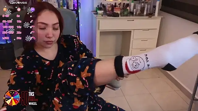 LilyVelvett online show from 12-16-25, 03:33