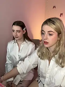 your favoritegirls online show from 02-12-25, 04:33