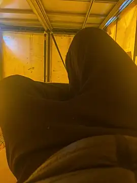 Snapshot of cussy007 chatting on 01-17-25, 10:44 cussy007 online show from 01-17-25, 10:44