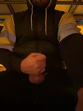 Snapshot of cussy007 chatting on 01-23-25, 01:56 cussy007 online show from 01-23-25, 01:56