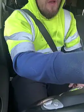 Snapshot of cussy007 chatting on 03-06-25, 06:41 cussy007 online show from 03-06-25, 06:41