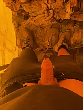 Snapshot of cussy007 chatting on 10-01-25, 11:49 cussy007 online show from 10-01-25, 11:49