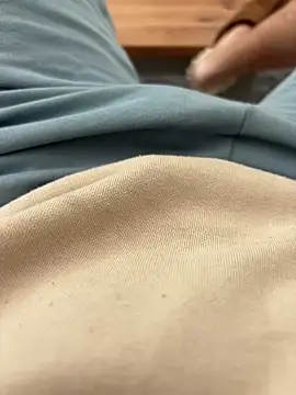 Snapshot of cussy007 chatting on 11-29-25, 11:13 cussy007 online show from 11-29-25, 11:13