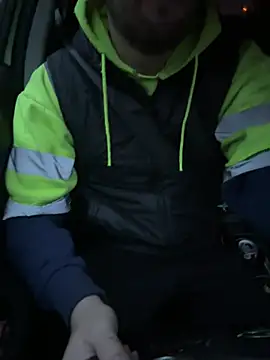 Snapshot of cussy007 chatting on 02-11-26, 07:13 cussy007 online show from 02-11-26, 07:13