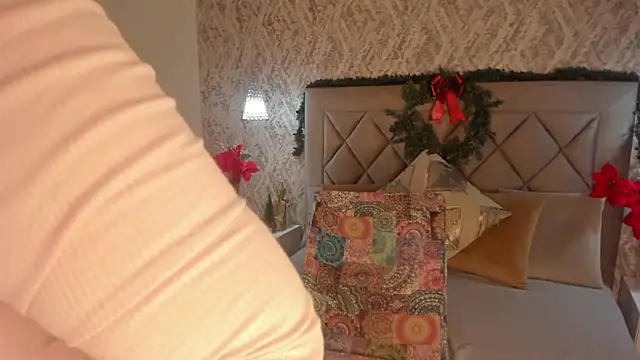 Snapshot of Lady_lacey05 chatting on 12-05-24, 02:11 Lady lacey05 online show from 12-05-24, 02:11