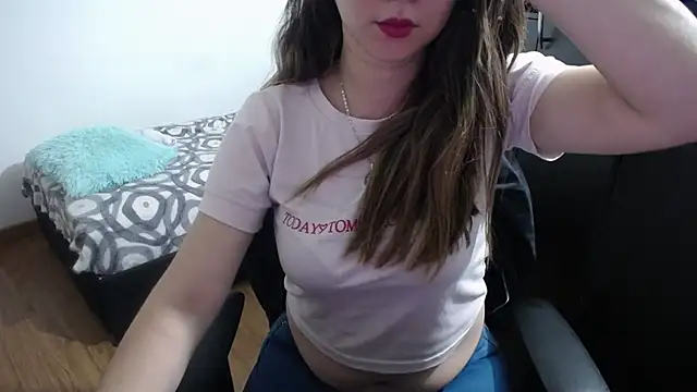 Luna girlhot  online show from 01-17-25, 10:01