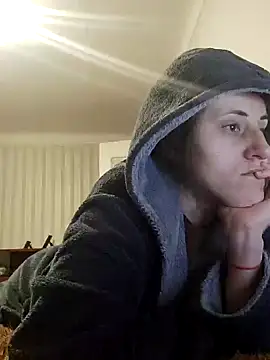 emeli moon online show from 12-29-24, 04:08