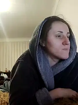 emeli moon online show from 01-24-25, 08:43