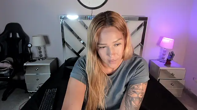 AnyyJones online show from 02-11-25, 07:48