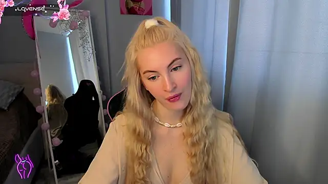 Kimmy powell online show from 05-27-26, 03:36