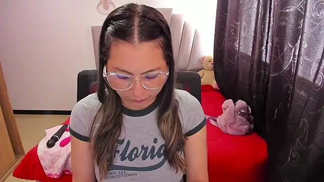 samantha  wilson online show from 11-26-25, 01:45