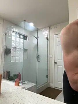 El Gizmo online show from 10-26-25, 05:30