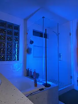 El Gizmo online show from 12-18-25, 11:05