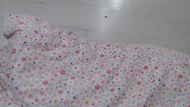 CRISTIINA37 online show from 04-21-26, 06:55