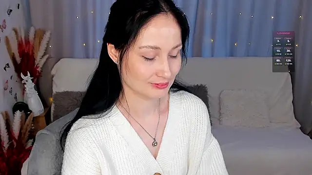 Snapshot of LisaMooore chatting on 01-11-25, 10:19 LisaMooore online show from 01-11-25, 10:19