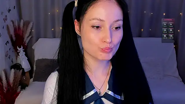 Snapshot of LisaMooore chatting on 01-15-25, 02:24 LisaMooore online show from 01-15-25, 02:24