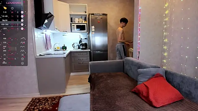 Aaron Boom online show from 07-21-26, 05:59