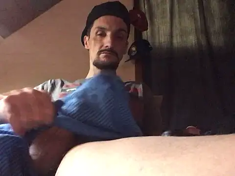 Snapshot of jabo870 chatting on 01-29-25, 03:15 jabo870 online show from 01-29-25, 03:15