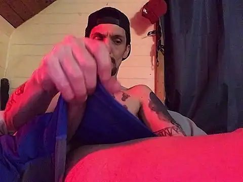 Snapshot of jabo870 chatting on 02-12-25, 08:27 jabo870 online show from 02-12-25, 08:27