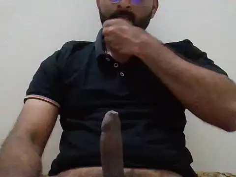 Snapshot of diloKaHacker chatting on 05-06-26, 11:15 diloKaHacker online show from 05-06-26, 11:15