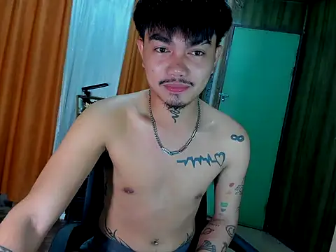 cutievrinx online show from 11-28-25, 04:09