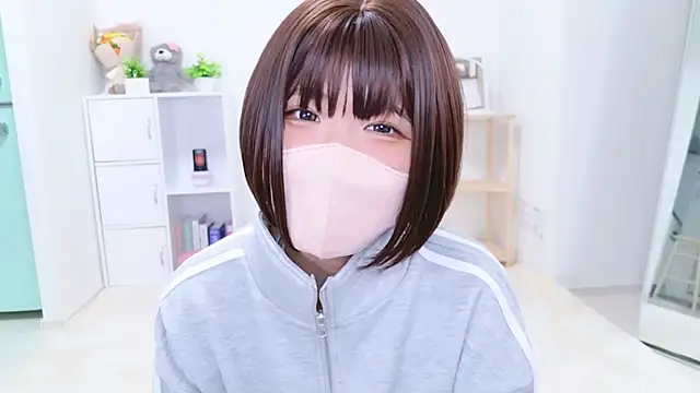 841 yayoi online show from 10-11-25, 01:09